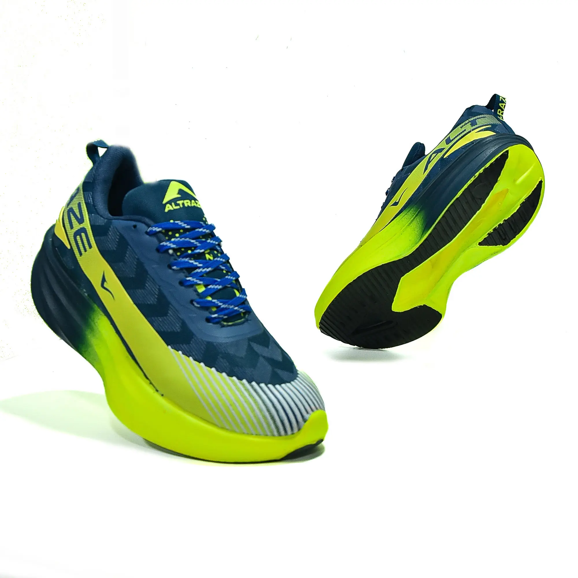 Altraze Sepatu Sporty